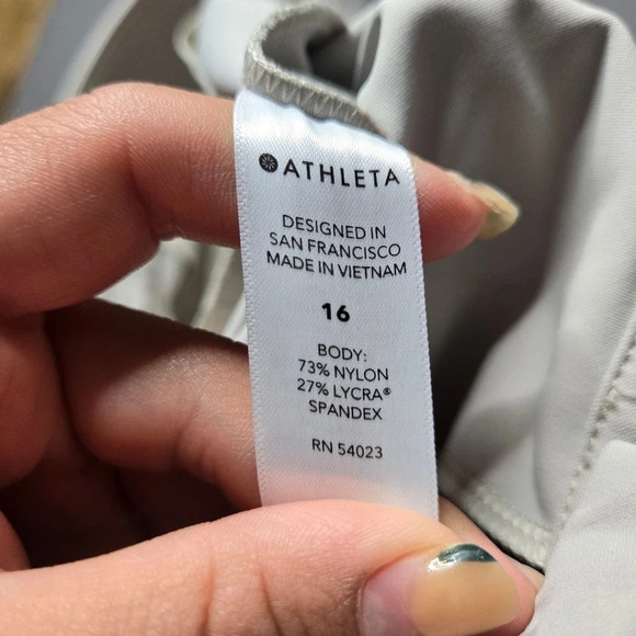 Athelta Stellar Straight Crop Pant - Picture 7 of 8